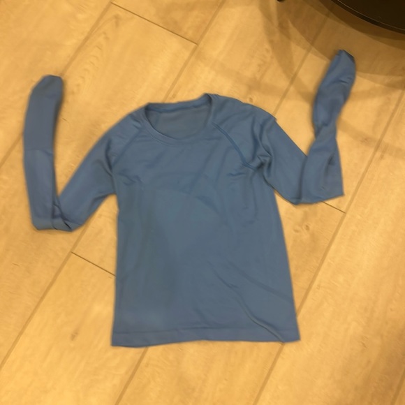 lululemon athletica Tops - Swiftly Tech Long-Sleeve Shirt 2.0 Race Length